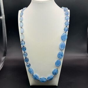 Jessica Simpson Blue Swirl Dimension Genuine Lucite One Strand Necklace Tags